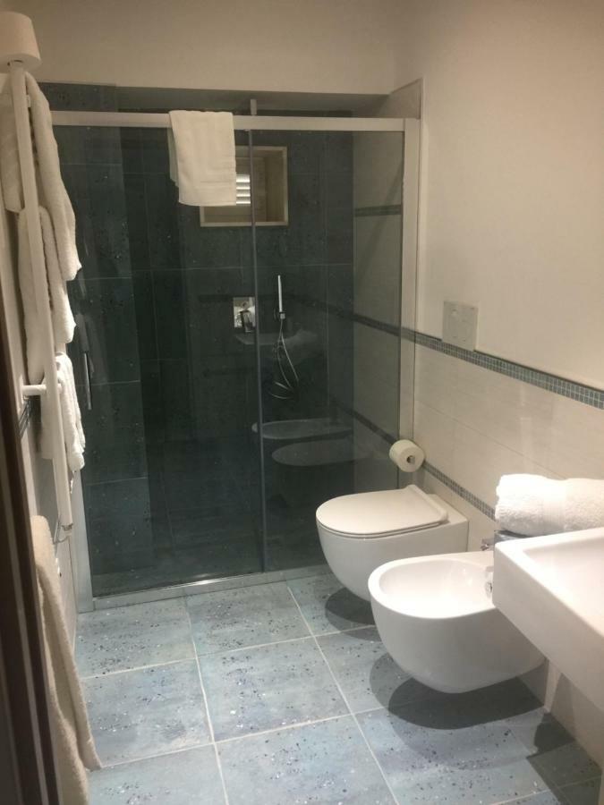 Porto Di Mare Luxury Home Джовинаццо Экстерьер фото