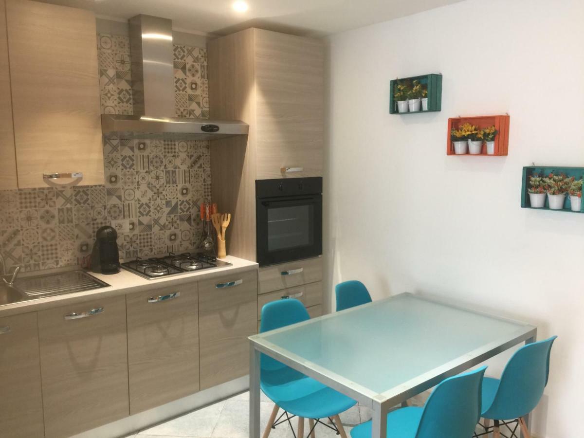 Porto Di Mare Luxury Home Джовинаццо Экстерьер фото